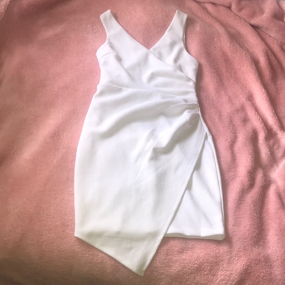 Bisou Bisou Dresses & Skirts - White Dress♥️❗️